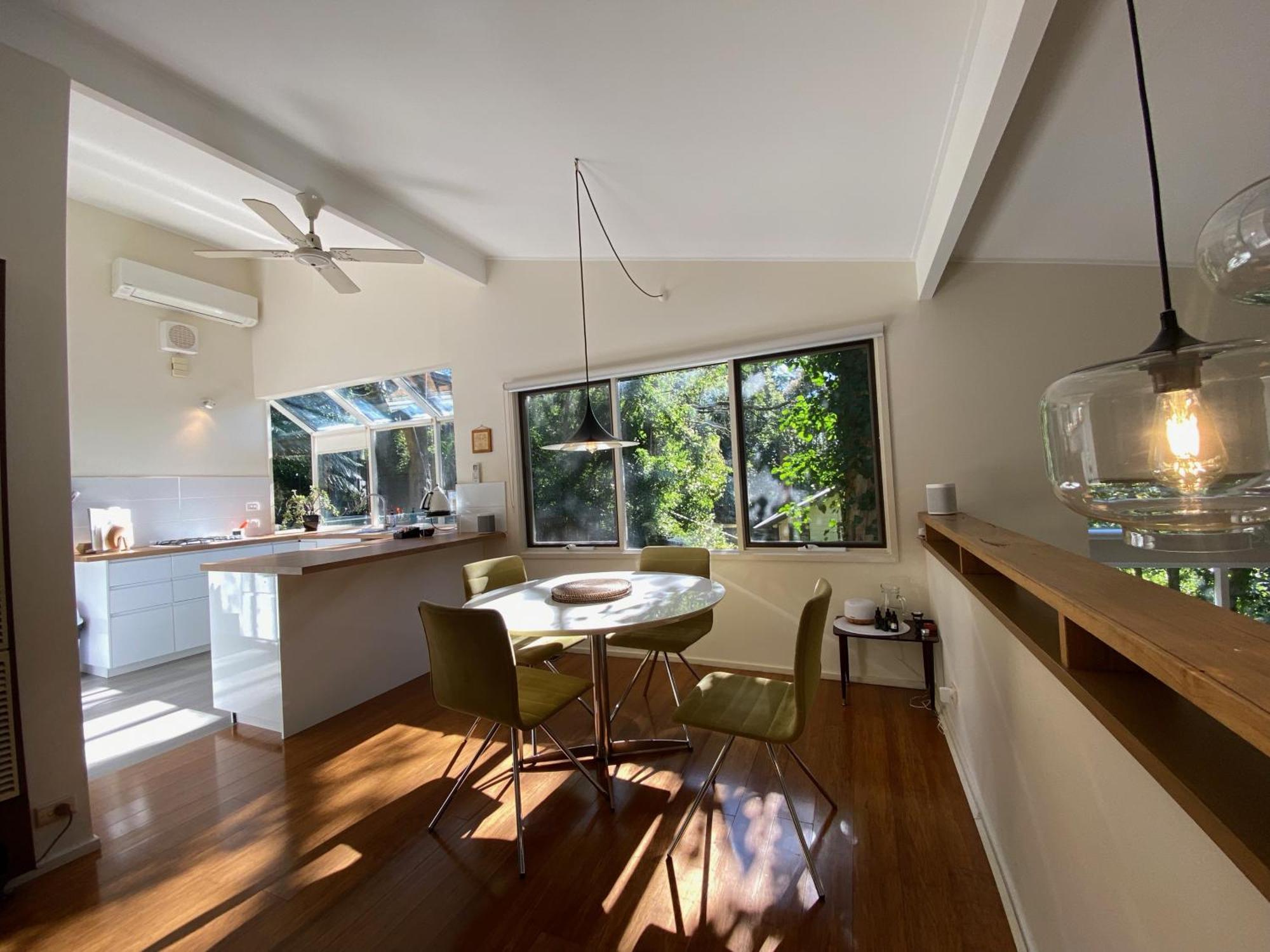 Sassafras Treehouse Private Home In The Dandenong Ranges, Victoria Экстерьер фото