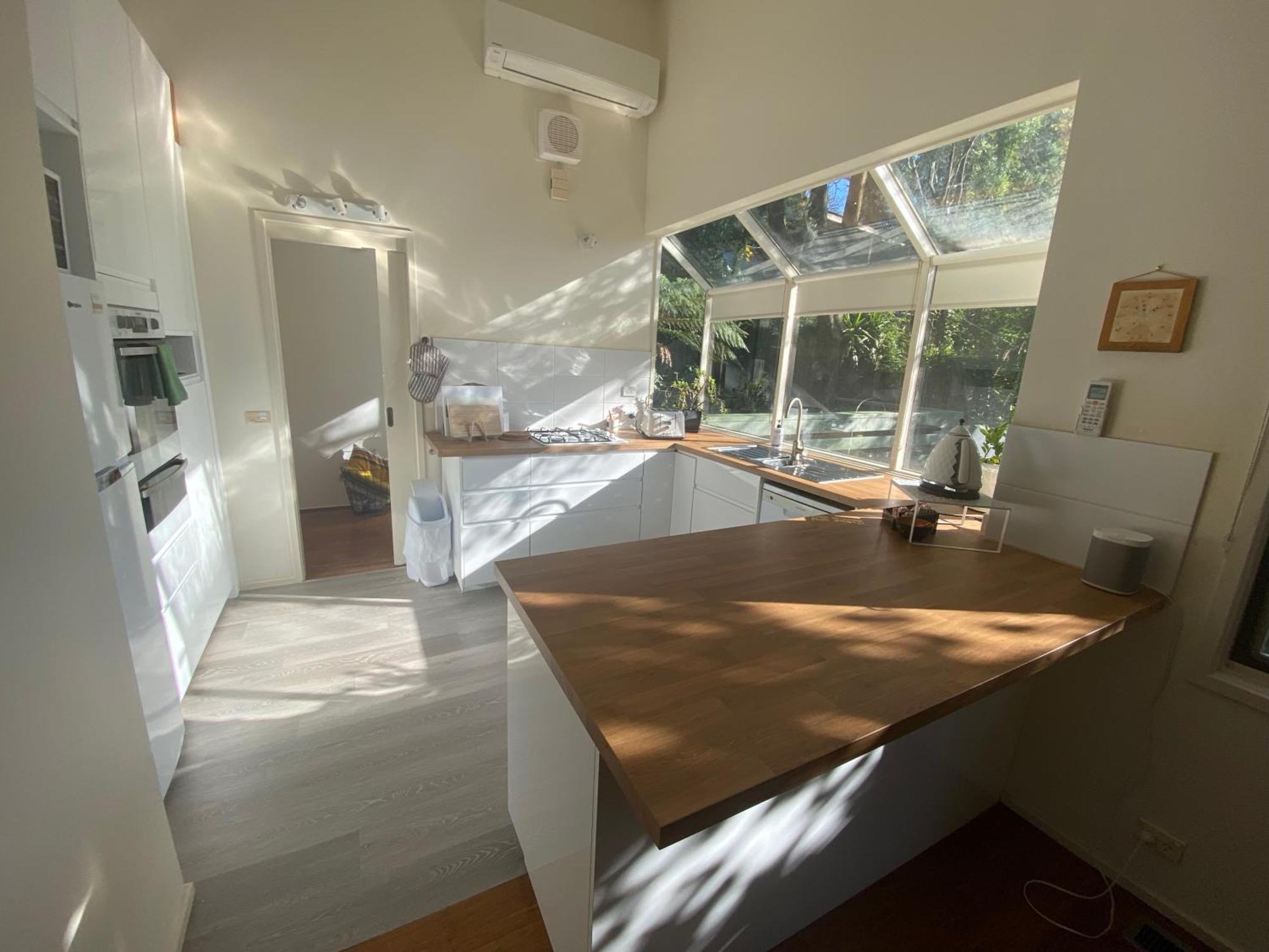 Sassafras Treehouse Private Home In The Dandenong Ranges, Victoria Экстерьер фото